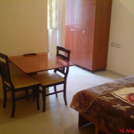 Peshkopi Hotel Natyra E Qete מראה חיצוני תמונה