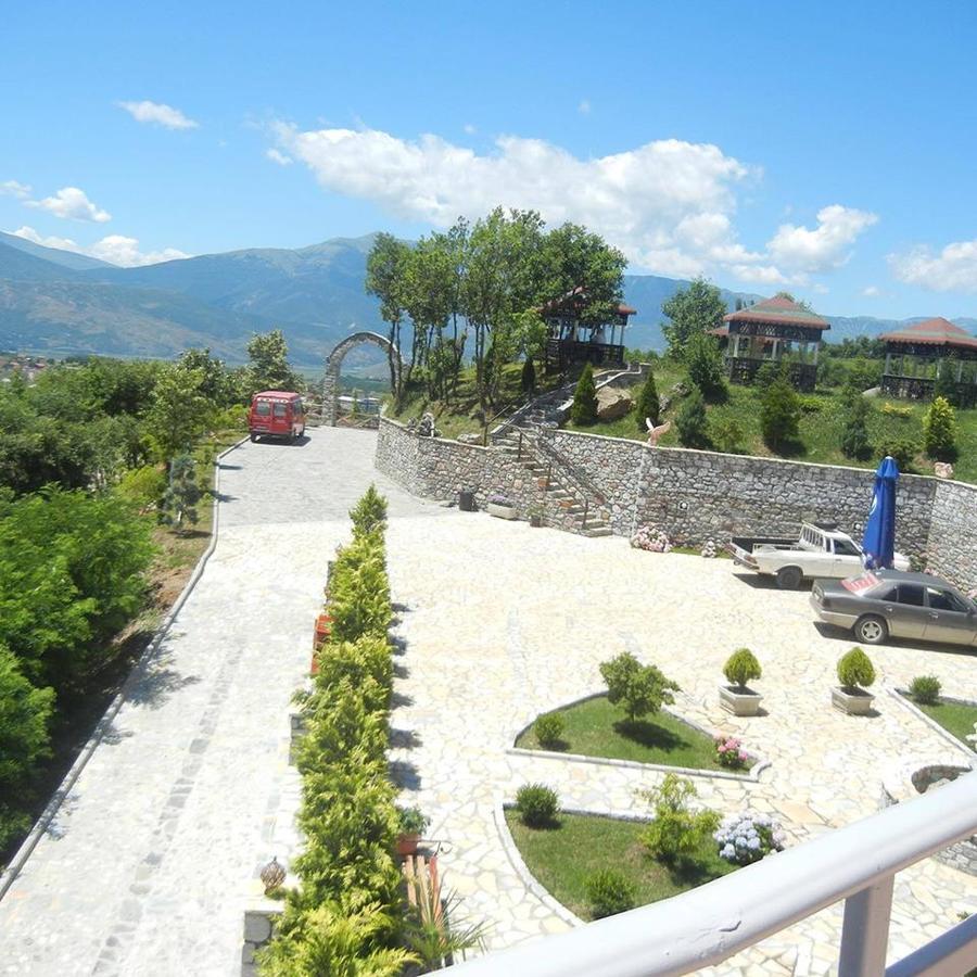 Peshkopi Hotel Natyra E Qete מראה חיצוני תמונה